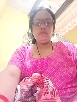 Kiyara8 online show from 03-04-25, 11:32
