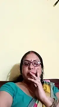 Kiyara8 online show from 03-18-25, 08:14