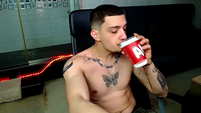 OscarGriffin online show from 03-02-25, 05:23