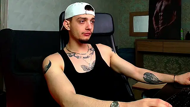 OscarGriffin online show from 03-10-25, 02:17