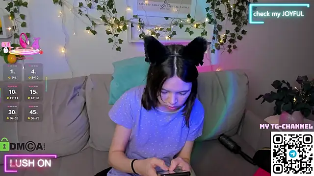 Chio Mio online show from 09-17-25, 02:02