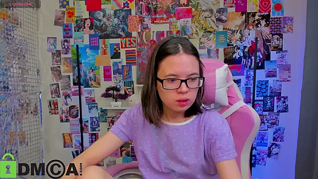 Chio Mio online show from 10-12-25, 01:48