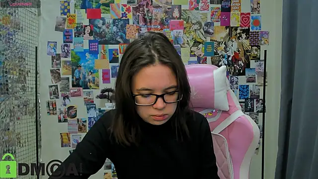 Chio Mio online show from 10-27-25, 03:10