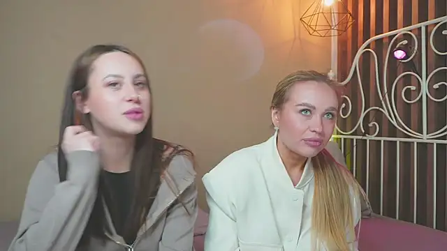 girlstirp online show from 02-17-25, 07:26