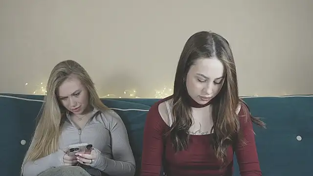 girlstirp online show from 02-26-25, 07:42