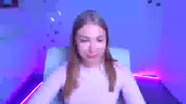 Snapshot of Dana_flowers chatting on 09-25-25, 11:25 Dana flowers online show from 09-25-25, 11:25