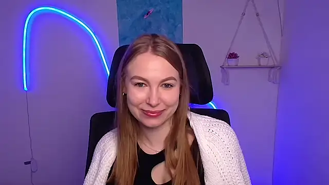 Snapshot of Dana_flowers chatting on 11-10-25, 06:34 Dana flowers online show from 11-10-25, 06:34