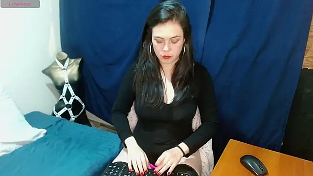 SamanthaGreen- online show from 03-11-25, 03:37
