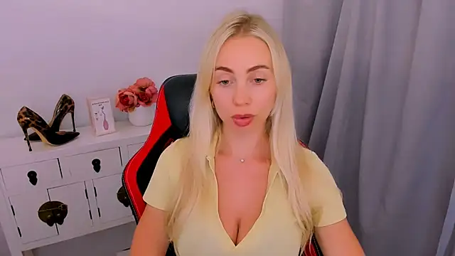 MargaritaRose online show from 05-05-26, 05:21