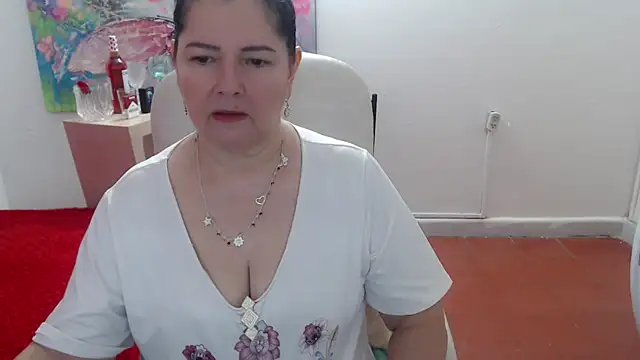 leonela 69 online show from 09-11-25, 01:28