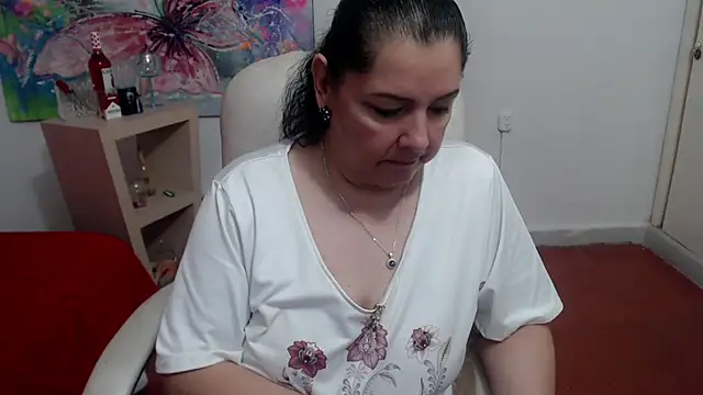 leonela 69 online show from 09-29-25, 03:33