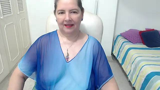 leonela 69 online show from 05-15-26, 10:39