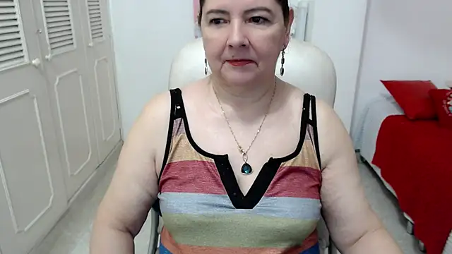 leonela 69 online show from 06-15-26, 09:50