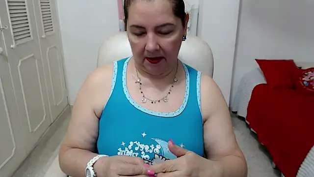 leonela 69 online show from 06-18-26, 10:58