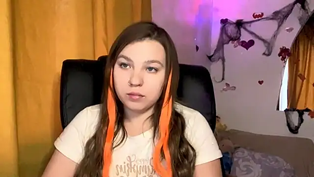 SweetAlissa18 online show from 11-05-25, 01:22