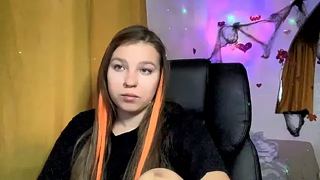 SweetAlissa18 online show from 11-06-25, 12:50