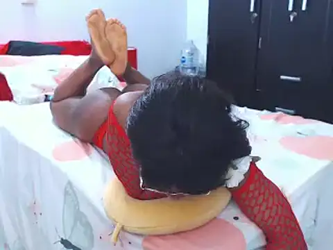 Snapshot of Keyra_Dainty chatting on 02-26-25, 01:30 Keyra Dainty online show from 02-26-25, 01:30