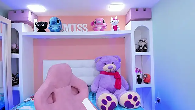 miss   megan online show from 09-15-25, 02:33