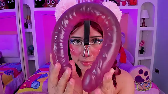 miss   megan online show from 05-06-26, 09:47