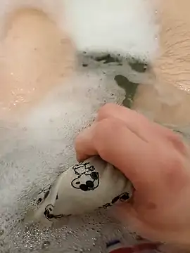 flo000031 online show from 01-15-26, 02:54