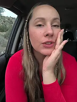 Mona Plus online show from 12-21-25, 09:05