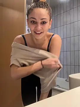 skyemorgan01 online show from 11-23-25, 11:54