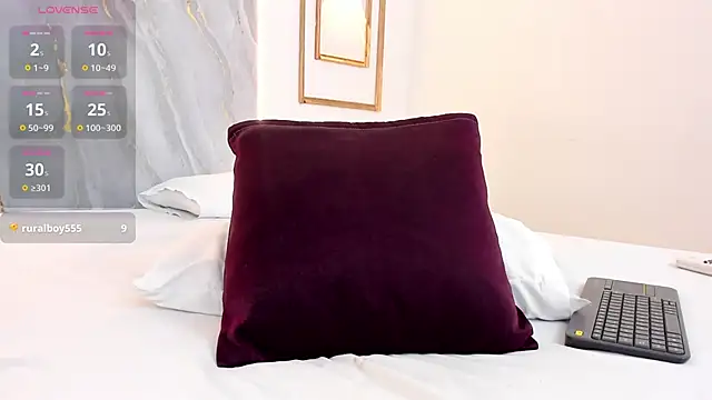 KylieGomeez online show from 02-21-25, 10:48