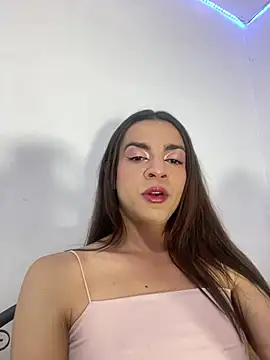 Snapshot of Dollcatalina chatting on 02-21-25, 02:17 Dollcatalina online show from 02-21-25, 02:17