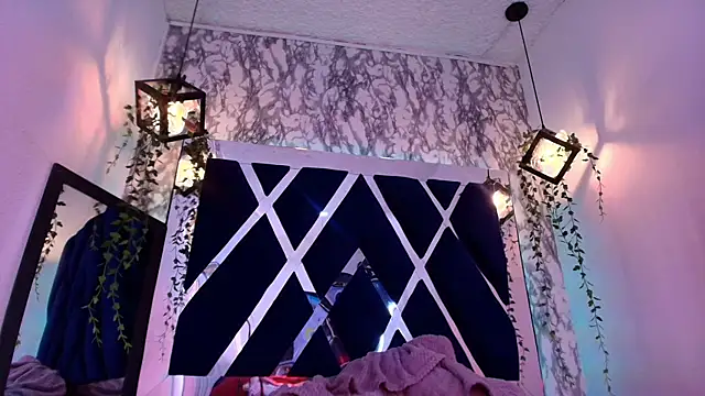 charlotte bluee online show from 02-05-26, 06:34