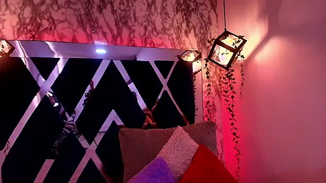 charlotte bluee online show from 02-08-26, 07:39