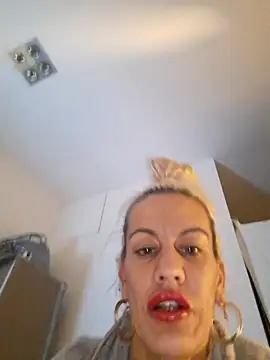 Snapshot of sujaila chatting on 02-25-25, 05:58 sujaila online show from 02-25-25, 05:58