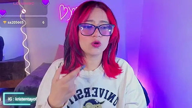 Snapshot of kristen_tay chatting on 09-26-25, 03:21 kristen tay online show from 09-26-25, 03:21