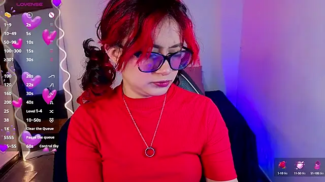 Snapshot of kristen_tay chatting on 10-12-25, 03:38 kristen tay online show from 10-12-25, 03:38