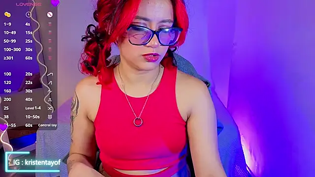 Snapshot of kristen_tay chatting on 10-22-25, 03:40 kristen tay online show from 10-22-25, 03:40