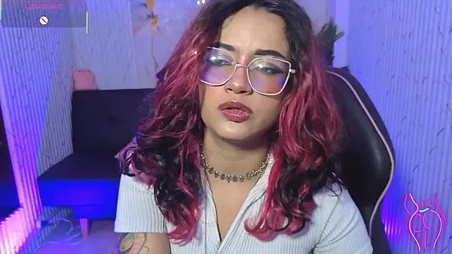 Snapshot of kristen_tay chatting on 04-23-26, 03:08 kristen tay online show from 04-23-26, 03:08