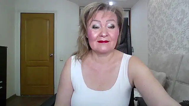 Victoria secrets  online show from 10-05-25, 06:23