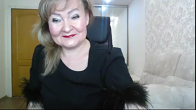 Victoria secrets  online show from 10-23-25, 09:30