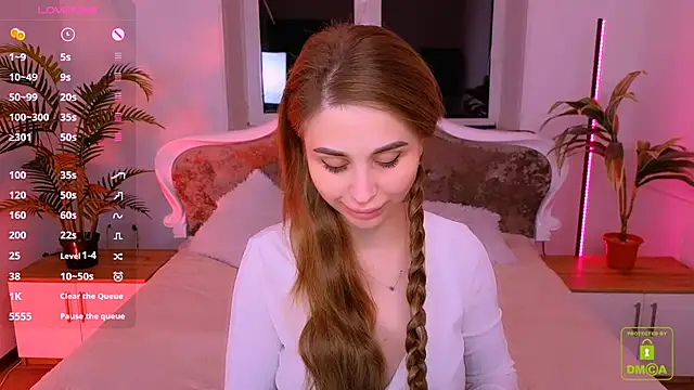 EvaRodi online show from 10-11-25, 11:14