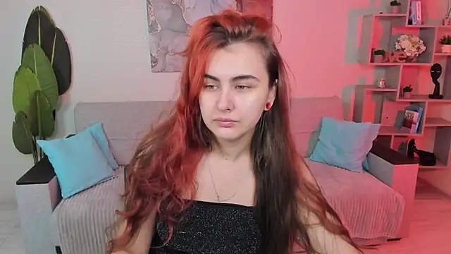 GabriellaMays online show from 11-15-25, 05:16