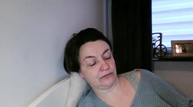 EleanoraMILF online show from 02-15-25, 06:33