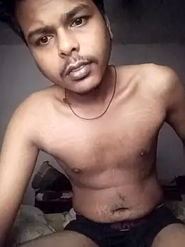 boyyouwant33 online show from 09-30-25, 08:52