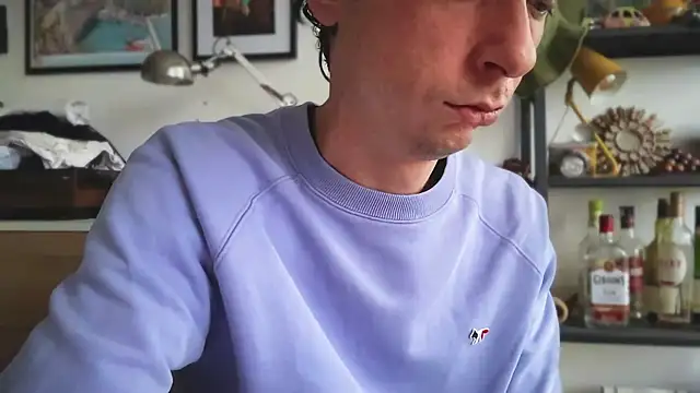 MikymikeBBWD online show from 12-20-25, 01:40