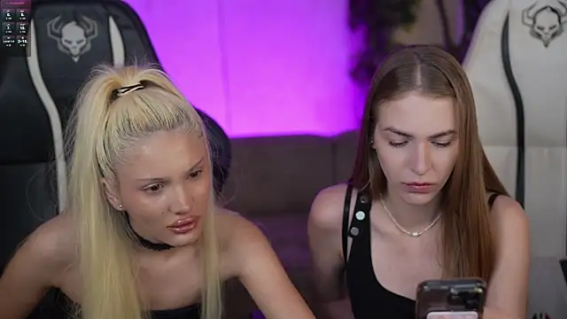 Layla Sweet  online show from 10-16-25, 06:31