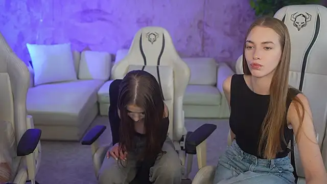 Layla Sweet  online show from 10-21-25, 02:40