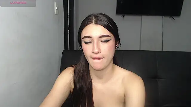 Snapshot of Anny_naf4 chatting on 03-14-25, 05:05 Anny naf4 online show from 03-14-25, 05:05