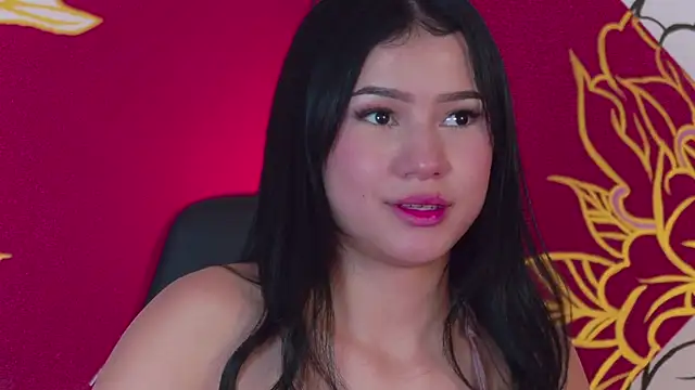 Snapshot of Arii_moon chatting on 02-13-25, 08:13 Arii moon online show from 02-13-25, 08:13