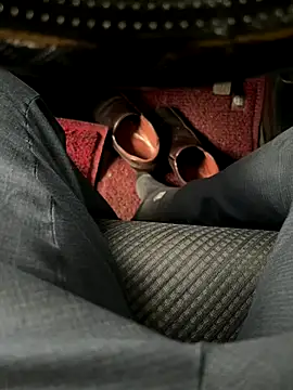 BadboySLR 8899 online show from 09-17-25, 11:12