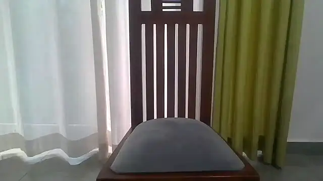 BadboySLR 8899 online show from 05-18-26, 12:00