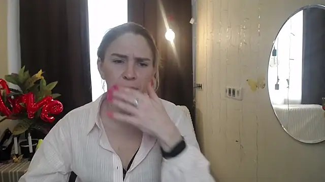 Snapshot of TessaDaybreak chatting on 02-21-25, 07:34 TessaDaybreak online show from 02-21-25, 07:34