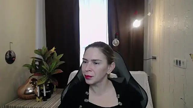 Snapshot of TessaDaybreak chatting on 02-27-25, 07:23 TessaDaybreak online show from 02-27-25, 07:23